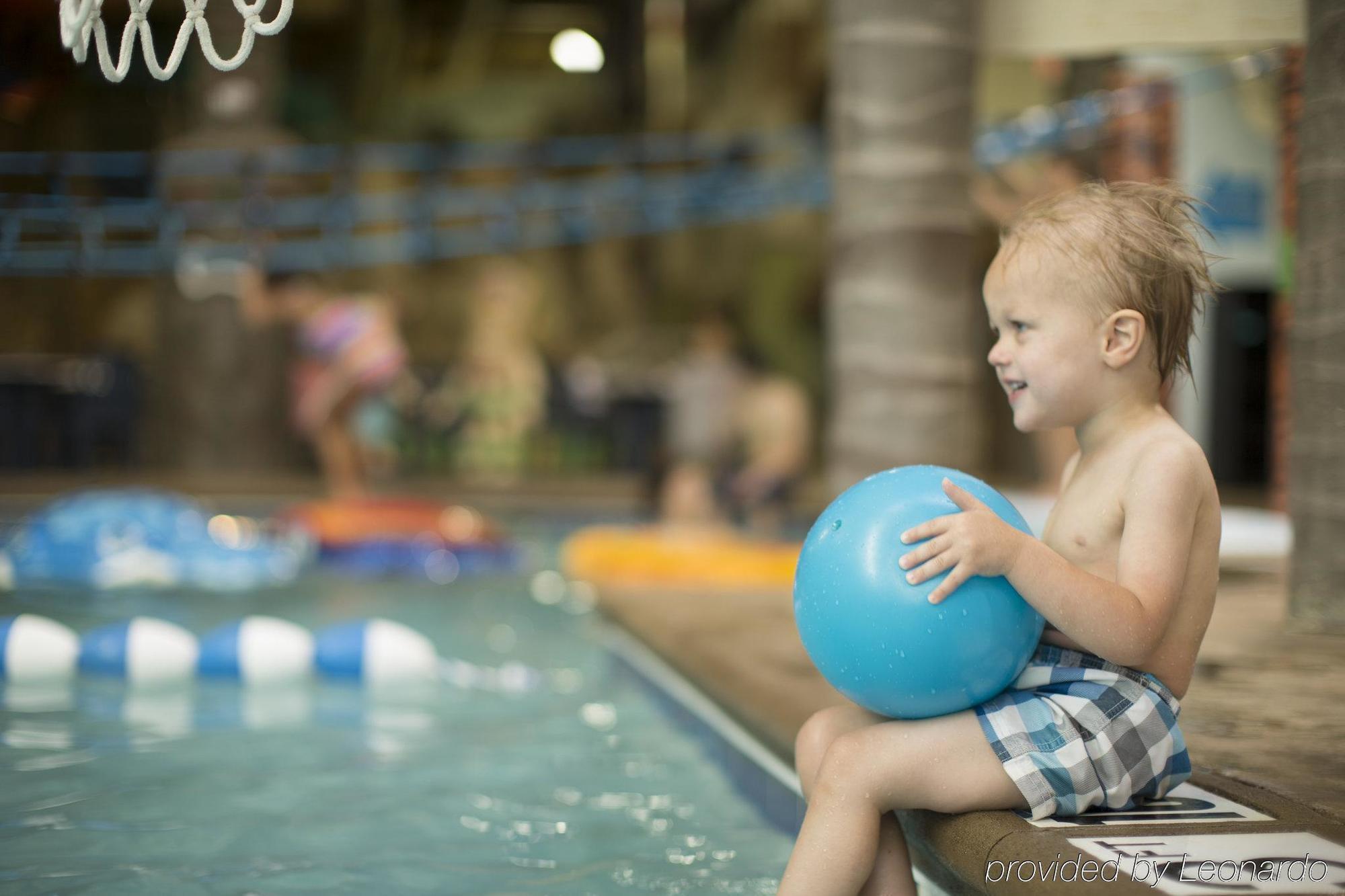 杜鲁斯 Edgewater Waterpark酒店 外观 照片